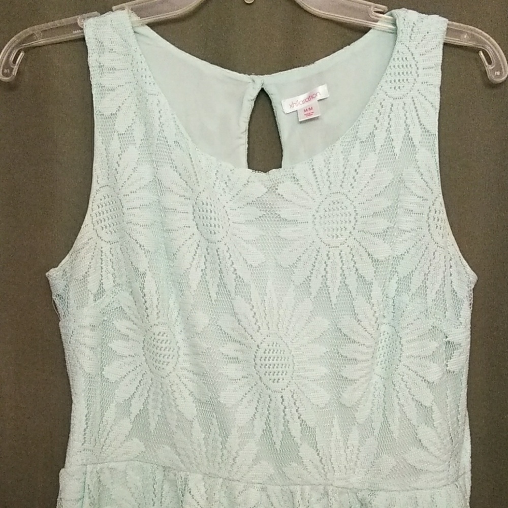 Dress - Picture 5 of 7